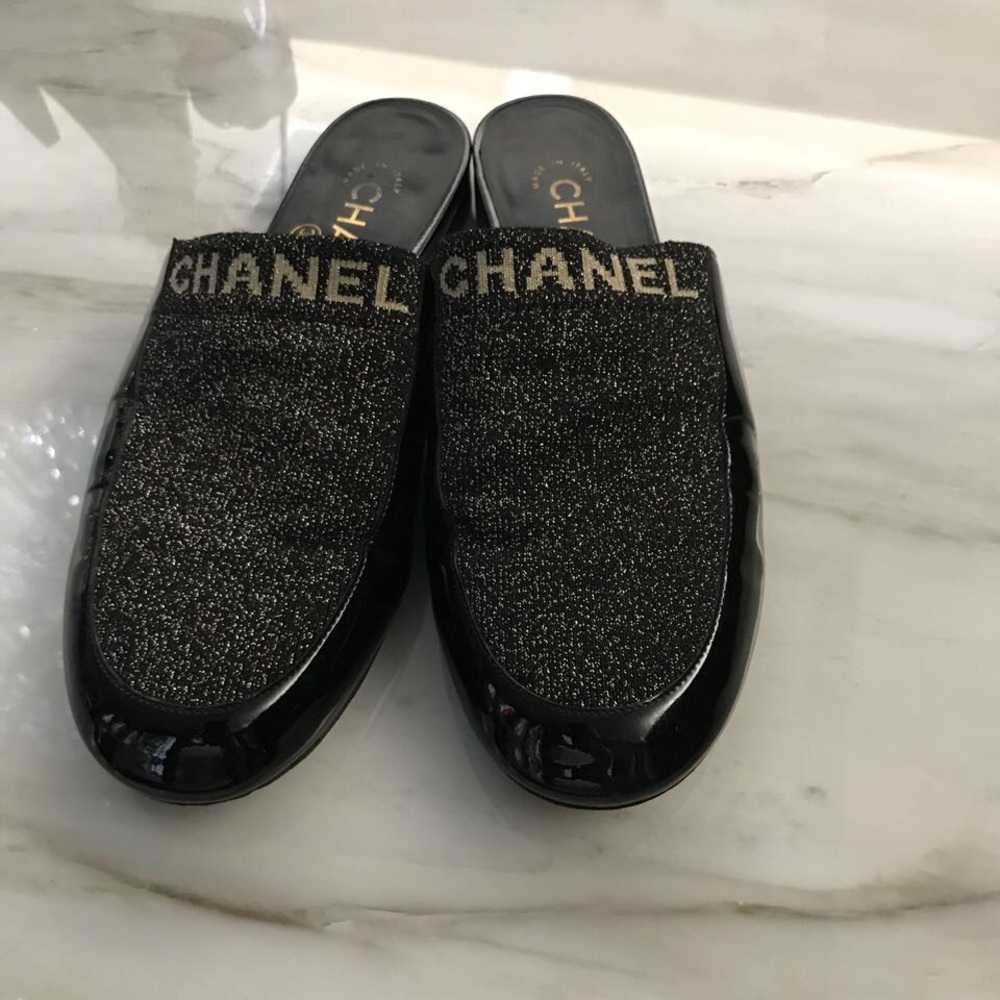 Chanel slippers size 37